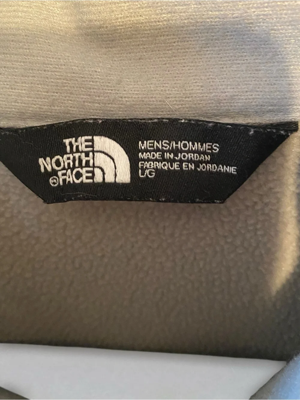 The North Face Men’s Heather Gray Quarter-Zip Fleece Pullover